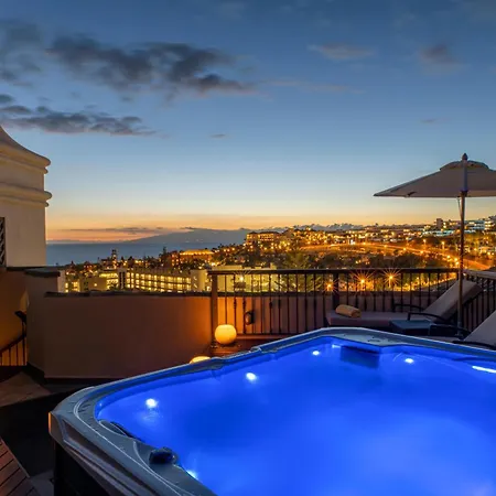 Gf グラン コスタ アデへ***** ホテル アデヘ