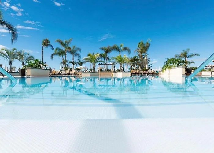 فندق Gf Gran Costa Adeje***** 5*