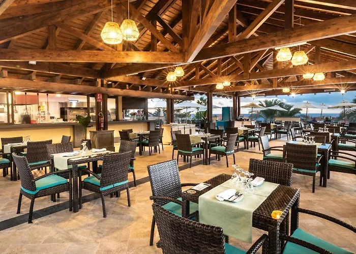 Gf Gran Costa Adeje***** فندق